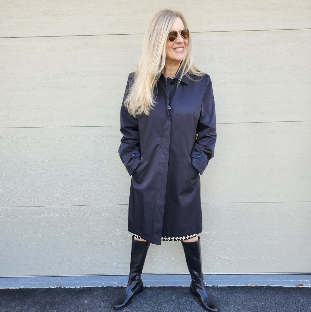 Talbots Vintage Ex Condition Pro Clean Black Weatherwear Coat, Size 8, $55